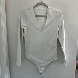 Abercrombie & Fitch White Long Sleeve Bodysuit